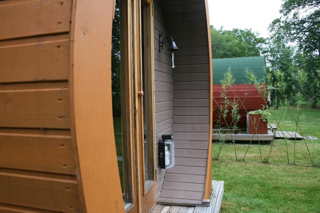 Bcc Lochness Hostel Pods Bearnock Chambre photo
