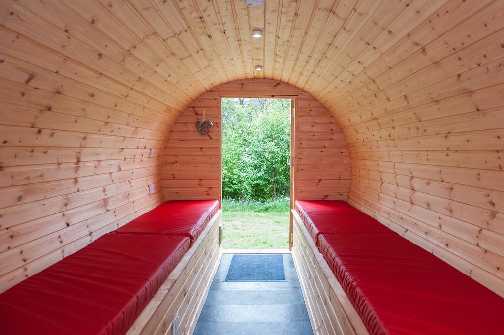 Bcc Lochness Hostel Pods Bearnock Chambre photo