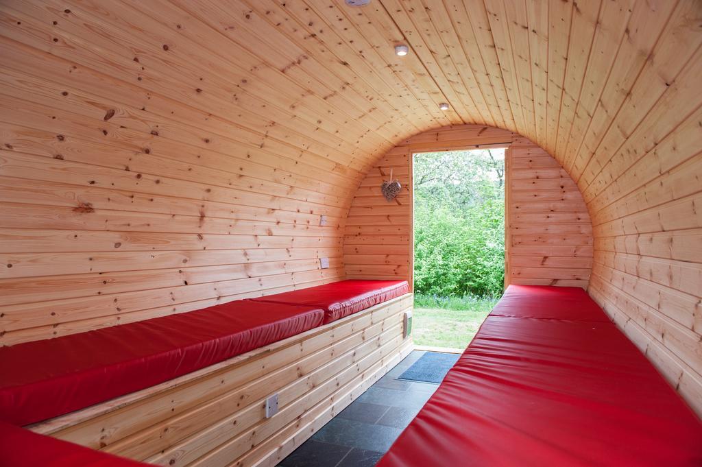 Bcc Lochness Hostel Pods Bearnock Chambre photo