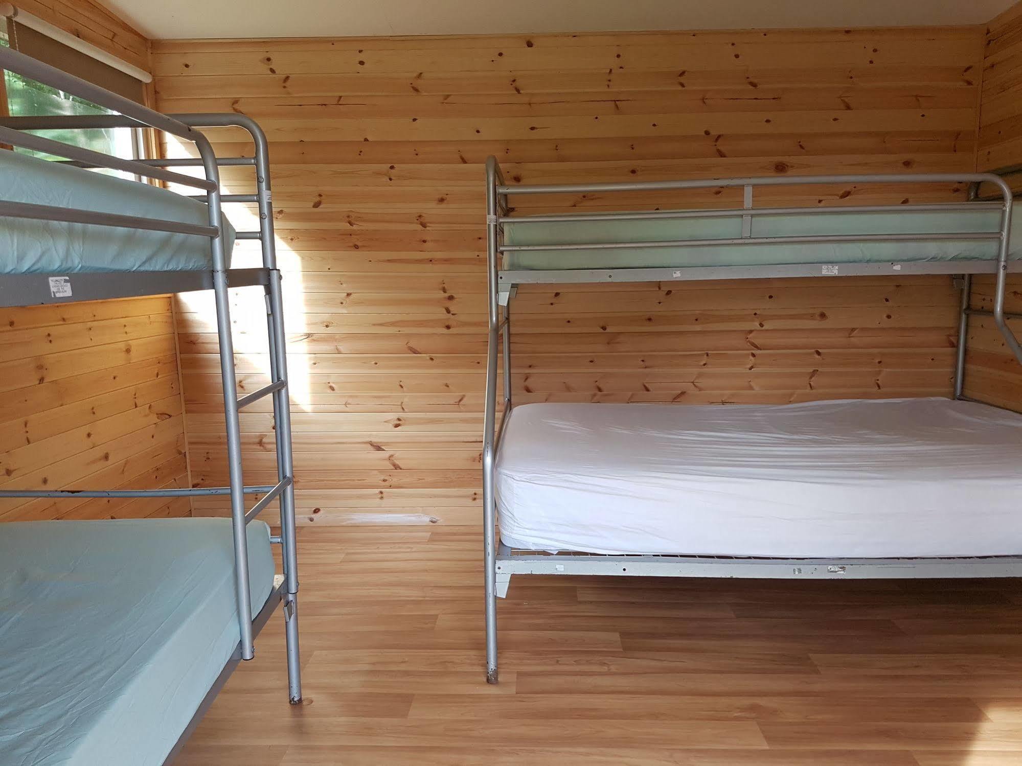 Bcc Lochness Hostel Pods Bearnock Extérieur photo